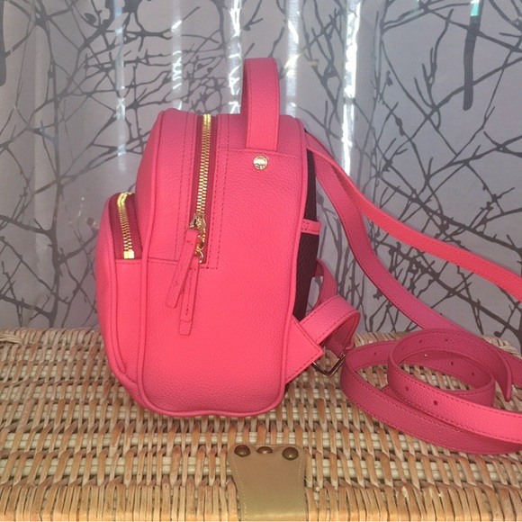 FURLA HOT PINK FRIDA MINI VITELLO LEATHER BACKPACK GOLD ZIP UP PURSE - Picture 2 of 6